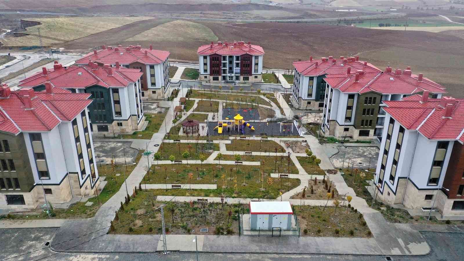 222 depremzede evlerine kavuştu