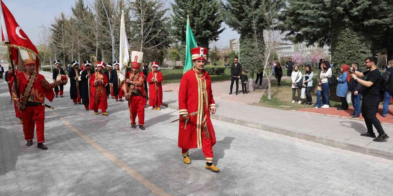 FÜ 47. yıl dönümünü mehteran konseri ile kutladı