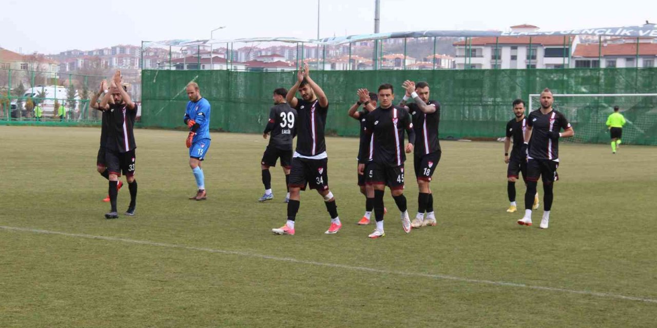 Elazığspor 19 futbolcuyla Kütahya’ya gidecek