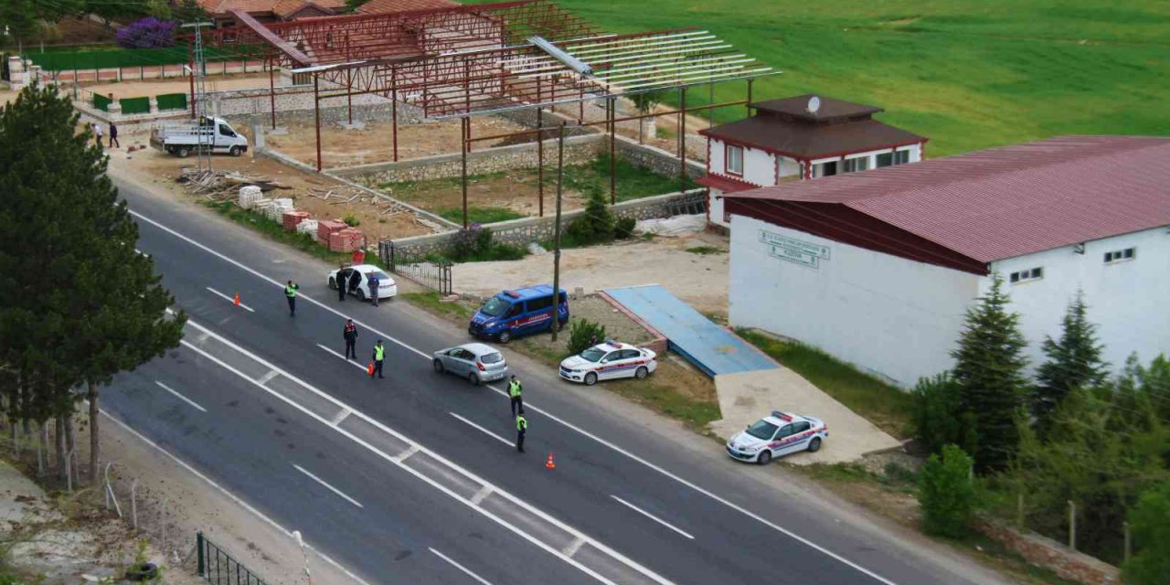 Bayram öncesi helikopter destekli trafik denetimi