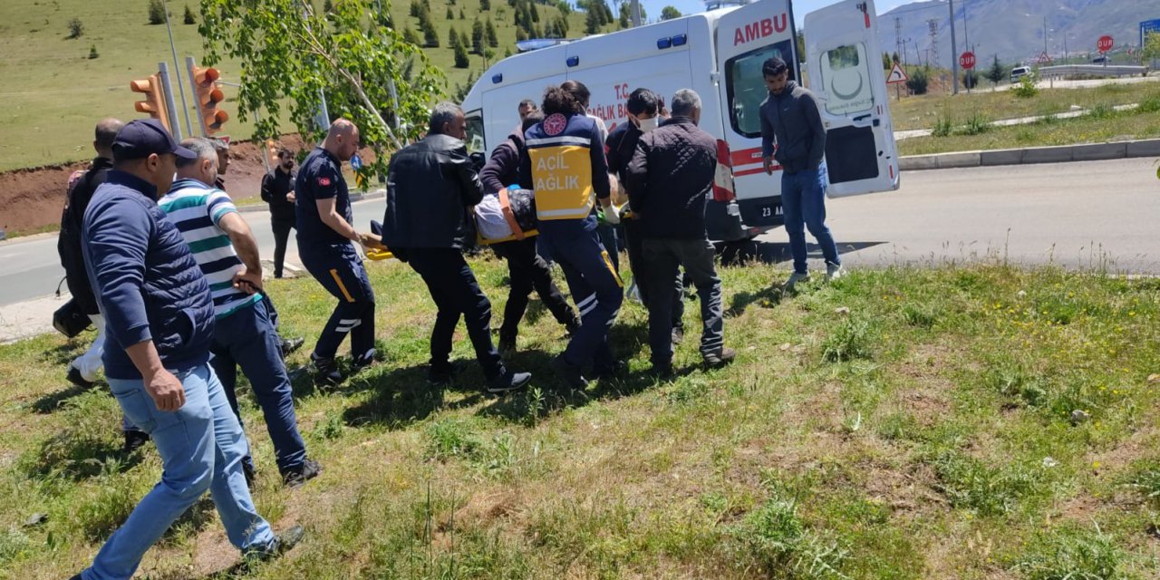 Elazığ’da trafik kazası: 5 yaralı