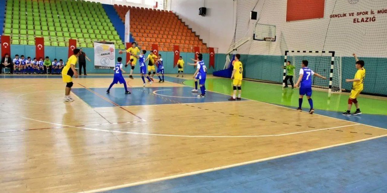 Analig Hentbol Grup Müsabakaları Elazığ’da