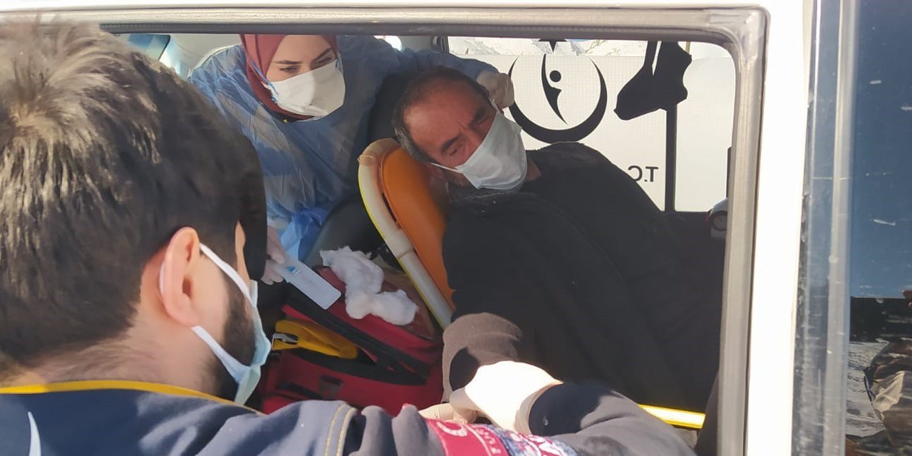 İl Sağlık Müdürü Prof. Dr. Polat, hasta kurtarma operasyonuna katıldı