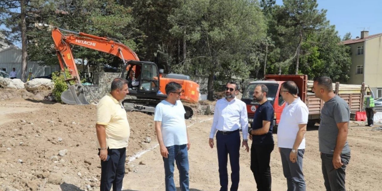Başkan Şerifoğulları Kentte Devam Eden Çalışmaları İnceledi