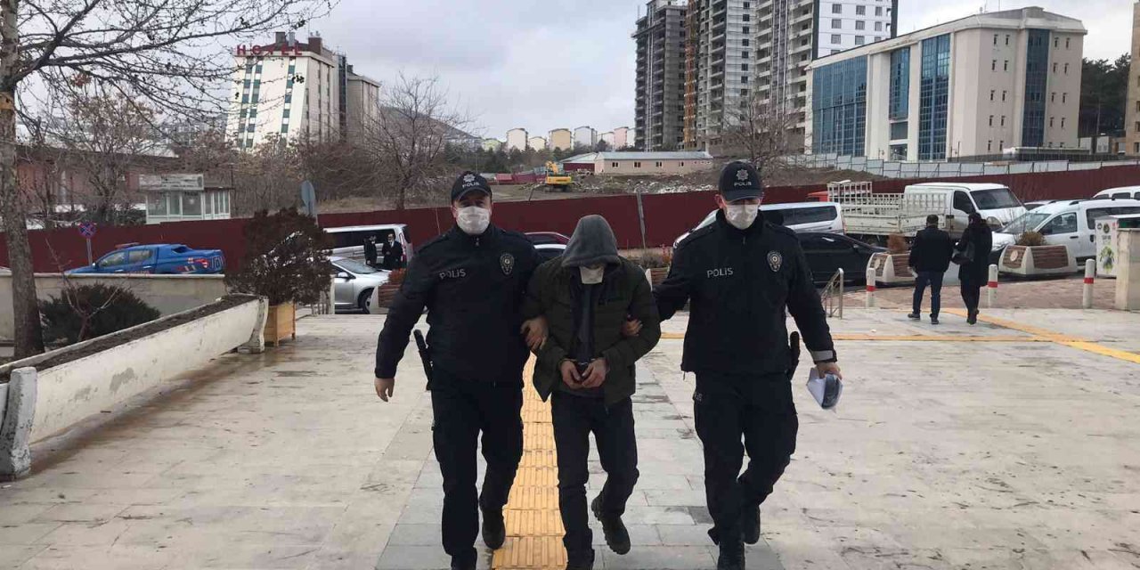 Elazığ’da spor tesisinden hurda malzeme çalan şüpheli yakalandı