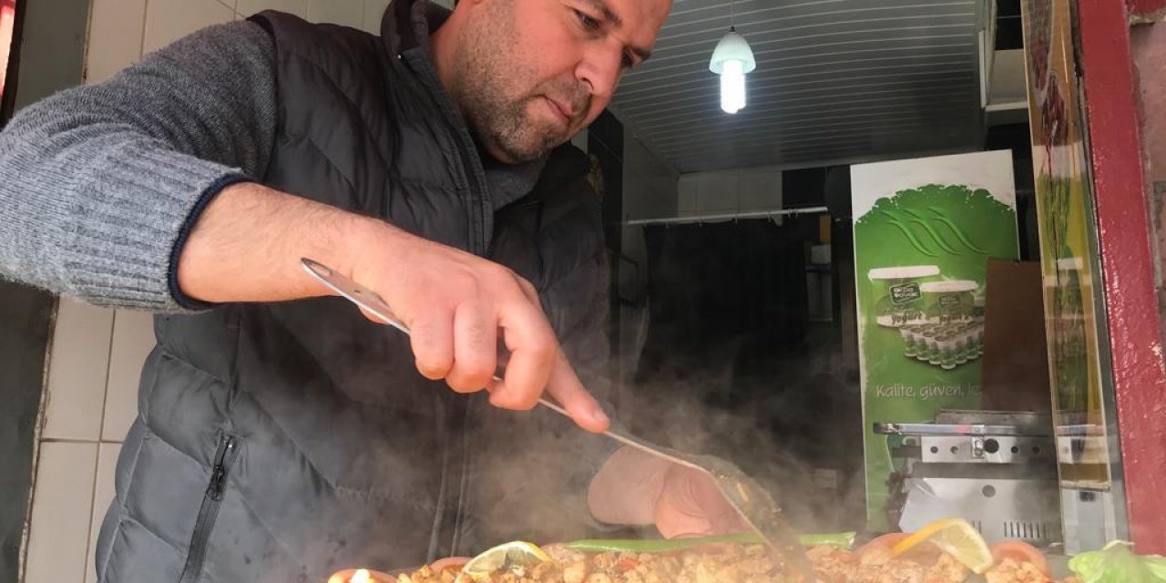 Yaptığı ciğere şehir dışından sipariş alıyor