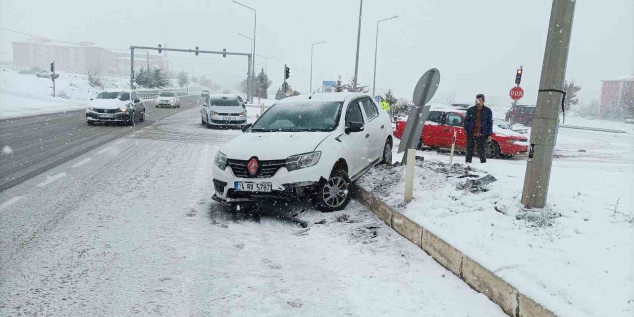 Kar yağışından dolayı ekipler seferber oldu