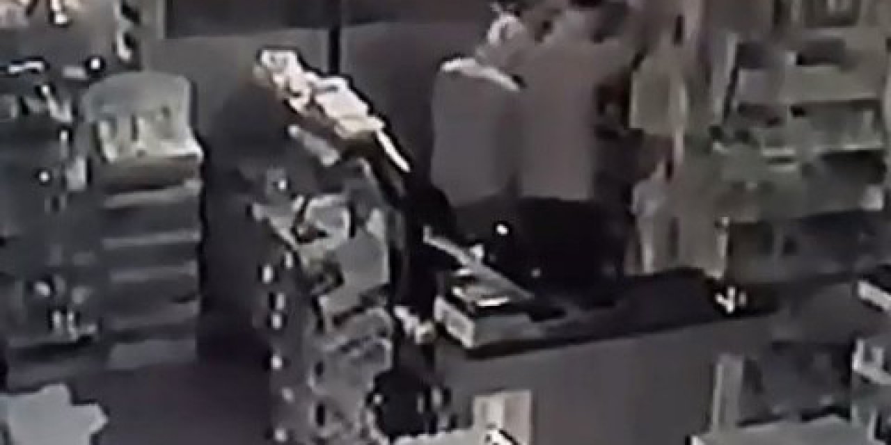 Kaşla göz arasında 17 bin TL nakit ve 50 bin TL değerinde sigara çaldılar