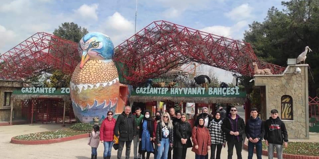 Yazıkonak Belediyesi öğrencileri 25 Aralık Panorama Müzesine götürdü
