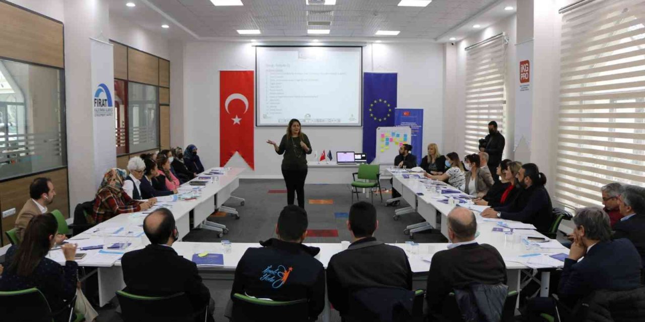 “İşin Var, Gücün Var” çalıştayı düzenlendi