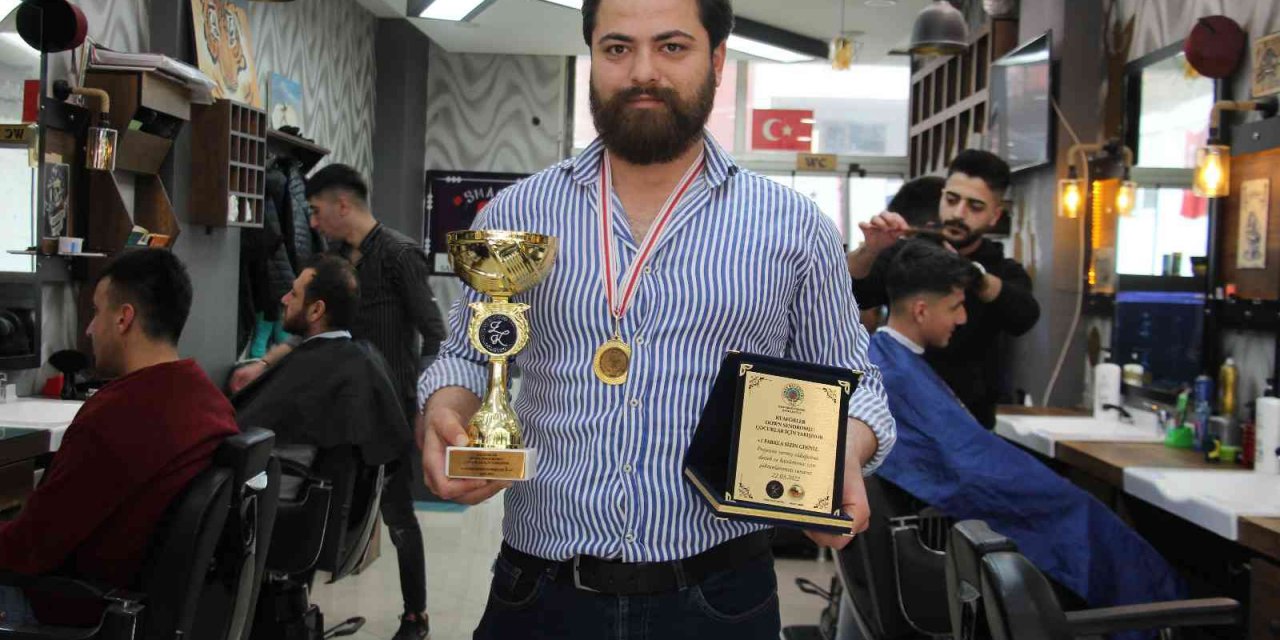 Türkiye şampiyonu kuaför, dünya şampiyonasına hazırlanıyor
