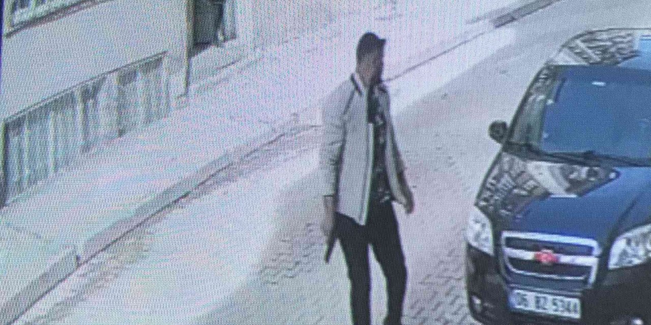 Sokak ortasında kurusıkı tabancanın dipçiğiyle 2 kardeşi darp etti