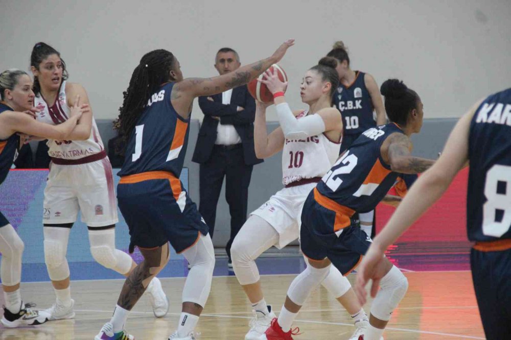 Elazığ İl Özel İdare mağlup oldu.