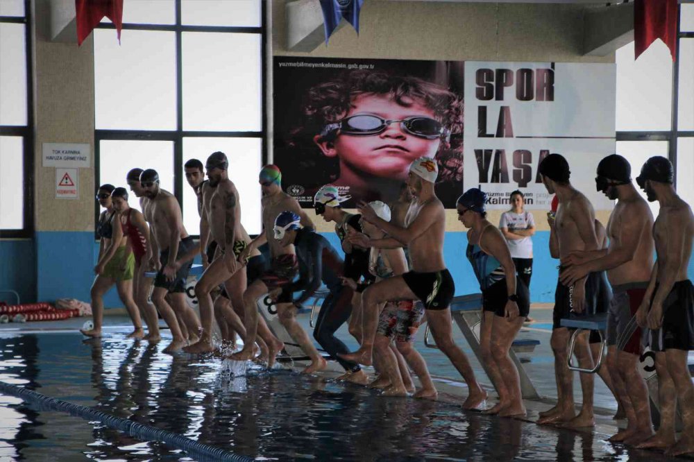 Dünya dalış rekortmeni Birgül Erken, Elazığ'a geldi