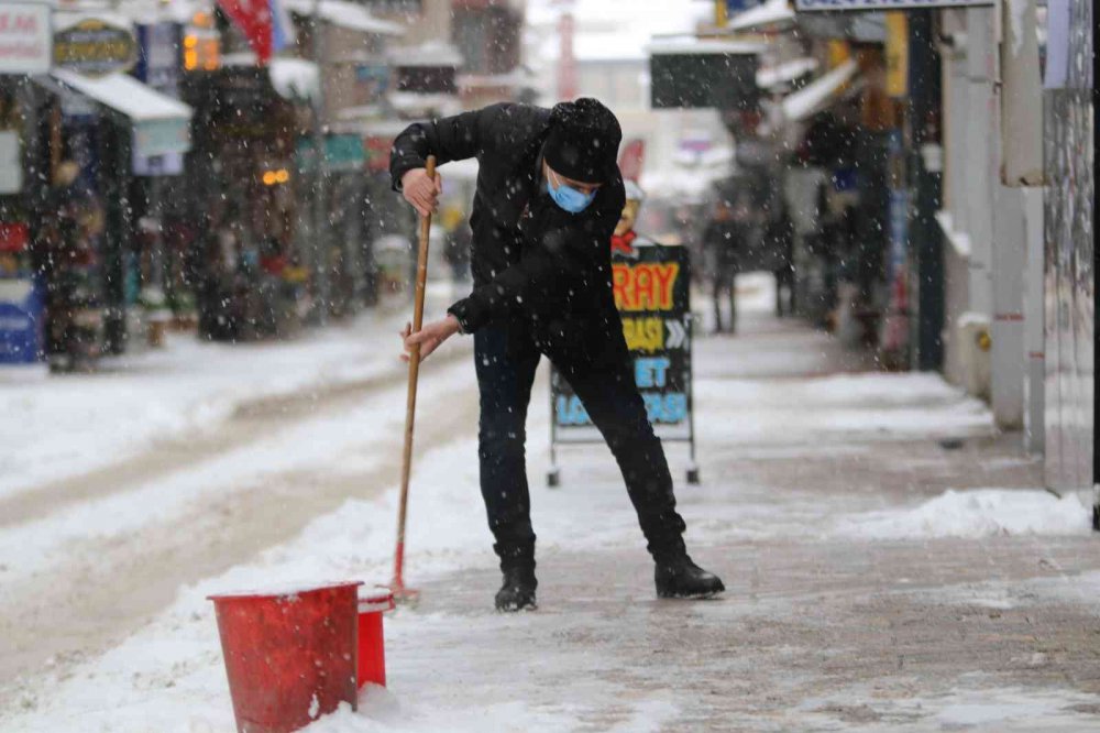 Elazığ’dan kar manzaraları