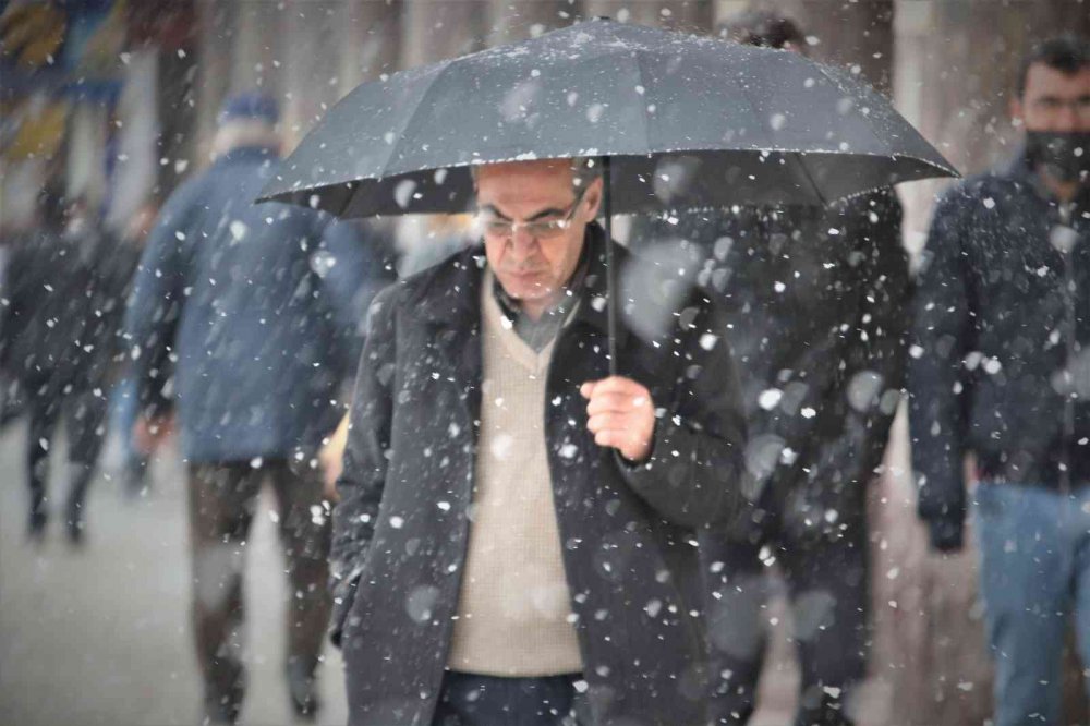 Elazığ’dan kar manzaraları