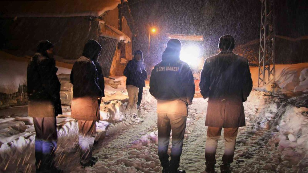 Karla mücadele devam ediyor