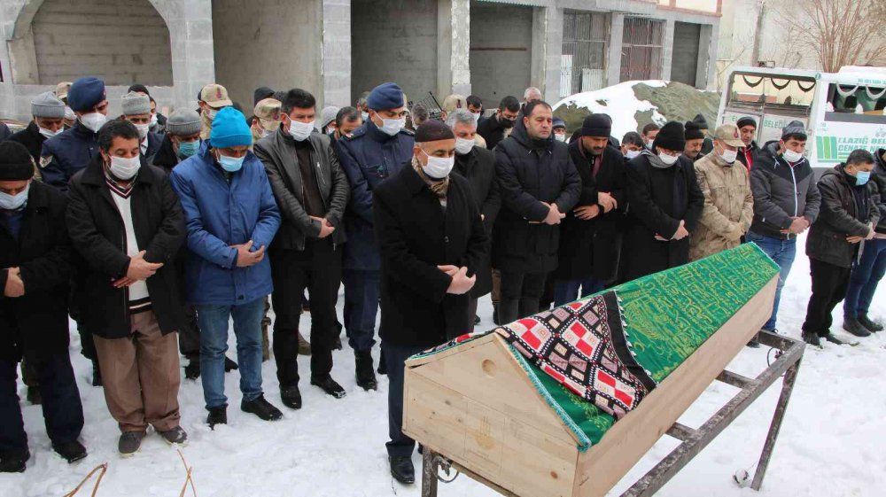 Jandarmayla yaşadığı ’bayram harçlığı’ diyaloğuyla gönüllere taht kurmuştu, acı haberi geldi