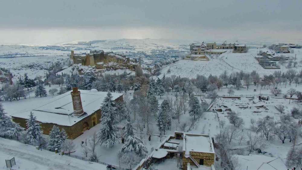 Medeniyetler beşiği Harput’ta kartpostallık görüntüler oluştu