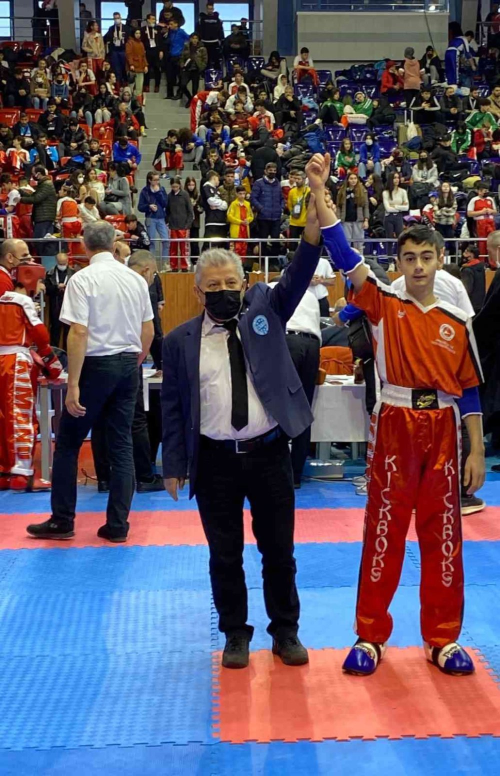 Kick boksçularımız Ordu’dan 10 madalya ile dönüyor