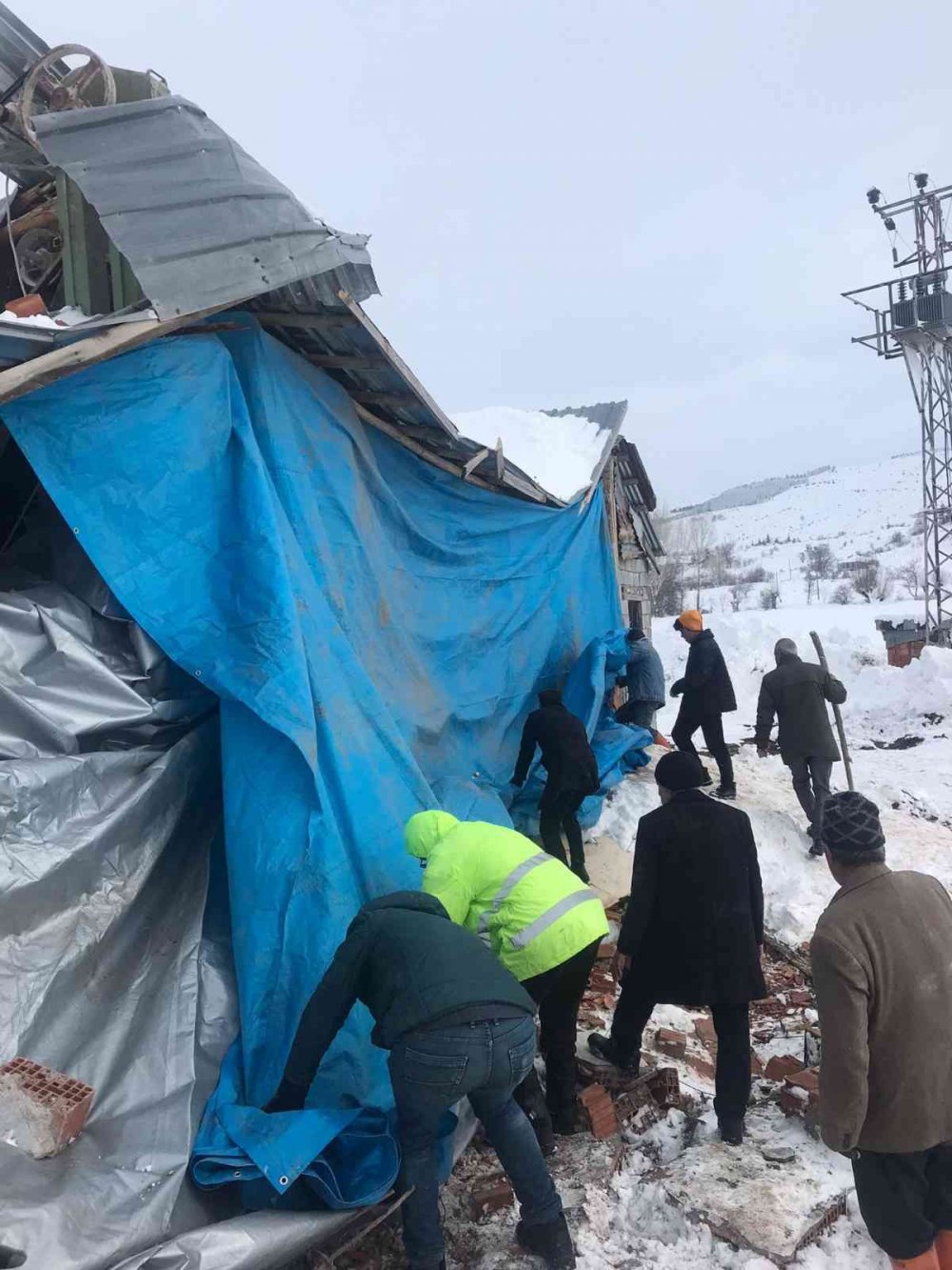 Un değirmeni çöktü