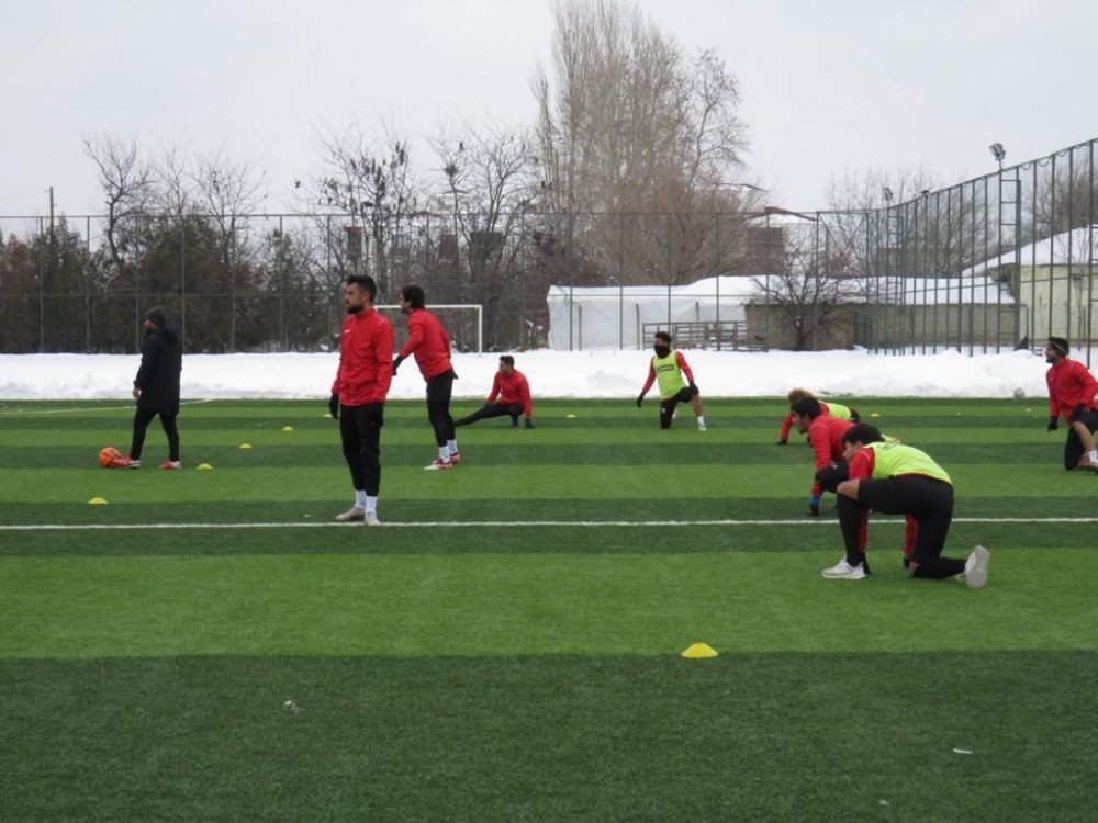Elazığ Karakoçan, Siirt İl Özel İdare maçının hazırlıklarını tamamladı