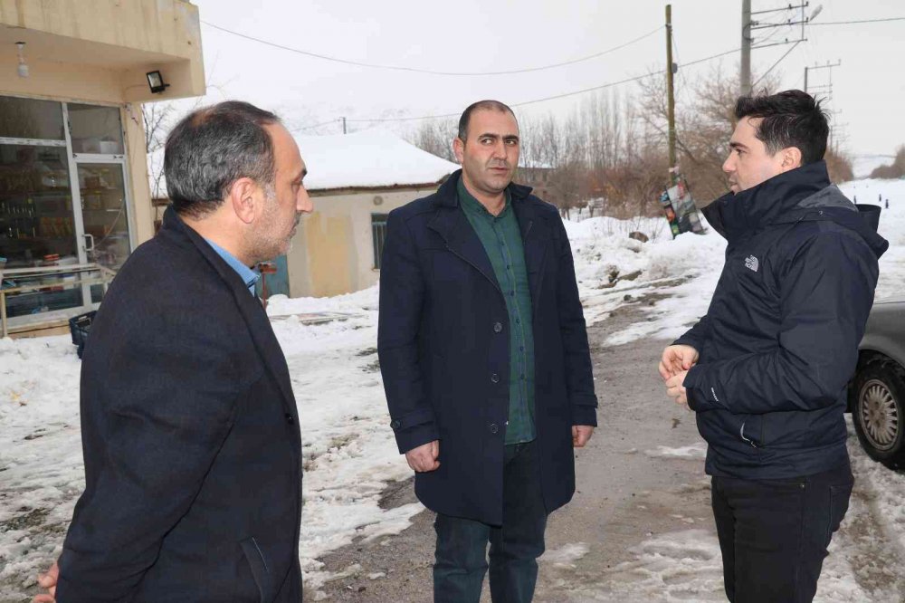 Depremin merkez üssü Sivrice’de kaymakamlık, esnafı yalnız bırakmıyor