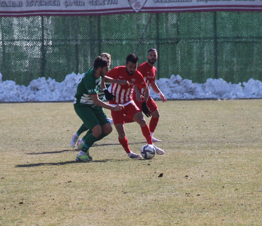 TFF 3. Lig: HD Elazığ Karakoçan FK: 1 - AH Iğdır FK: 2
