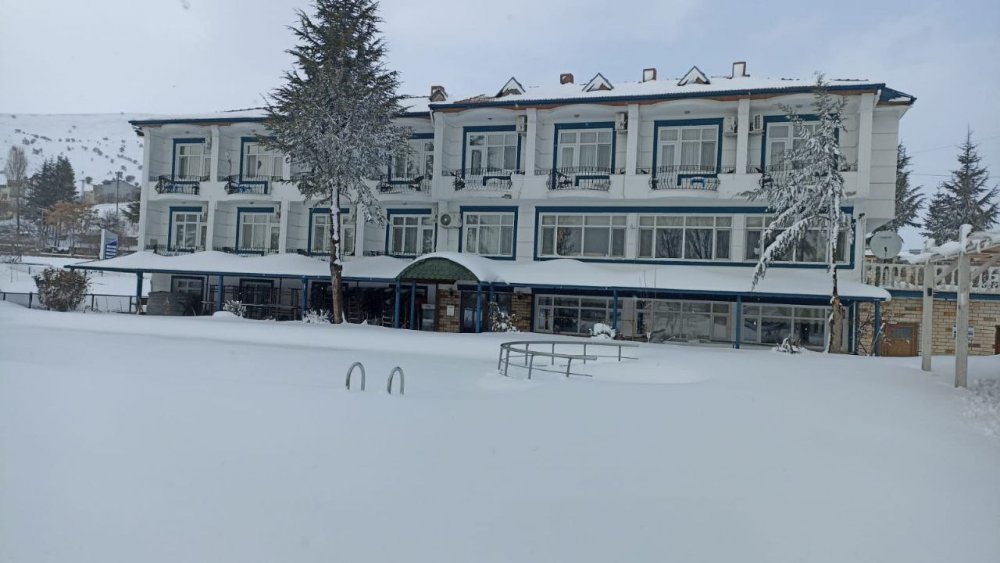 Doğunun gizli denizi Hazar Gölü’nde kış güzelliği