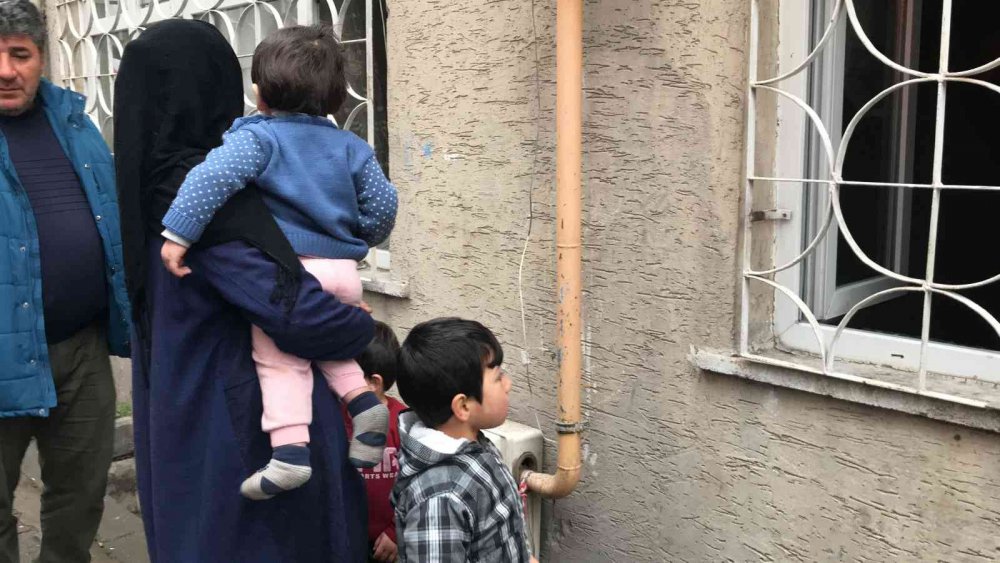 Ev yangını korkuttu