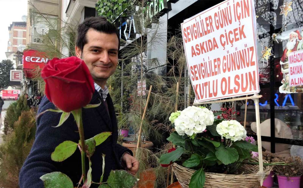 ‘Askıda Çiçek’ kampanyası