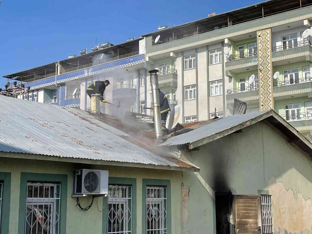 Karakoçan da Yangın