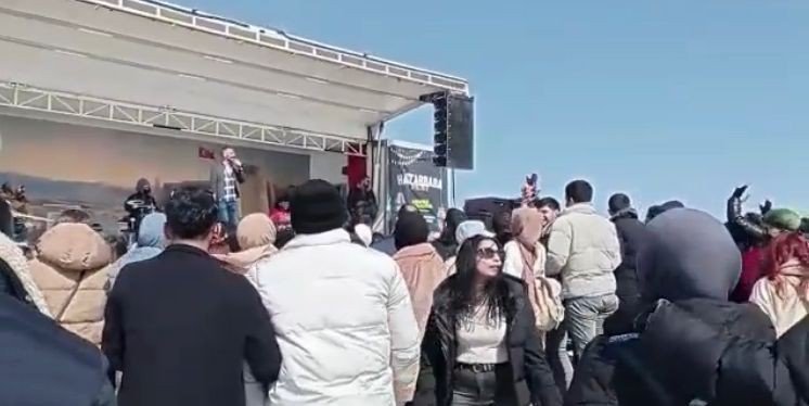 Elazığ Hazarbaba Kayak merkezinde vatandaşlar doyasıya eğlendi