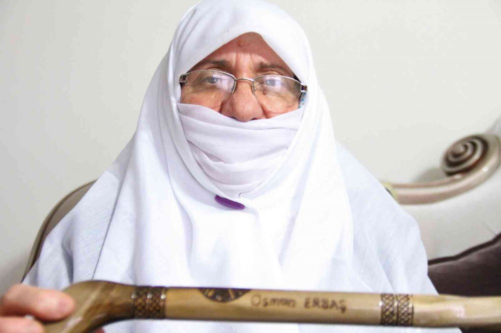 Şehit Korgeneral Osman Erbaş’ın hediyesine gözü gibi bakıyor