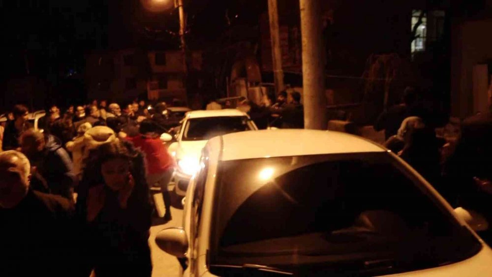 Elazığ’da kına eğlencesinde kavga: Ortalık savaş alanına döndü