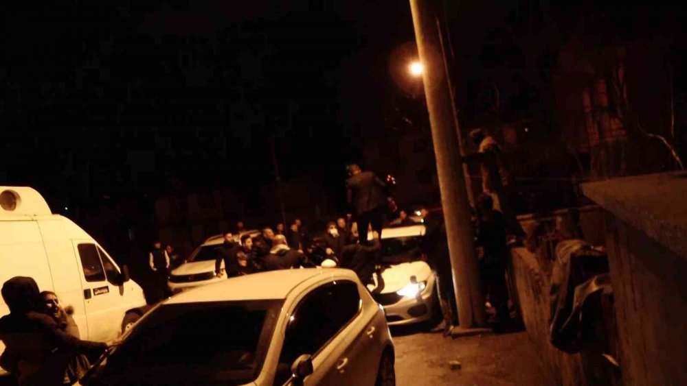 Elazığ’da kına eğlencesinde kavga: Ortalık savaş alanına döndü