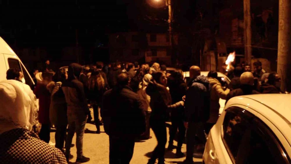 Elazığ’da kına eğlencesinde kavga: Ortalık savaş alanına döndü