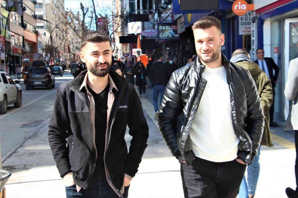 Elazığ’da vatandaşlar maske takmamaya çabuk alıştı