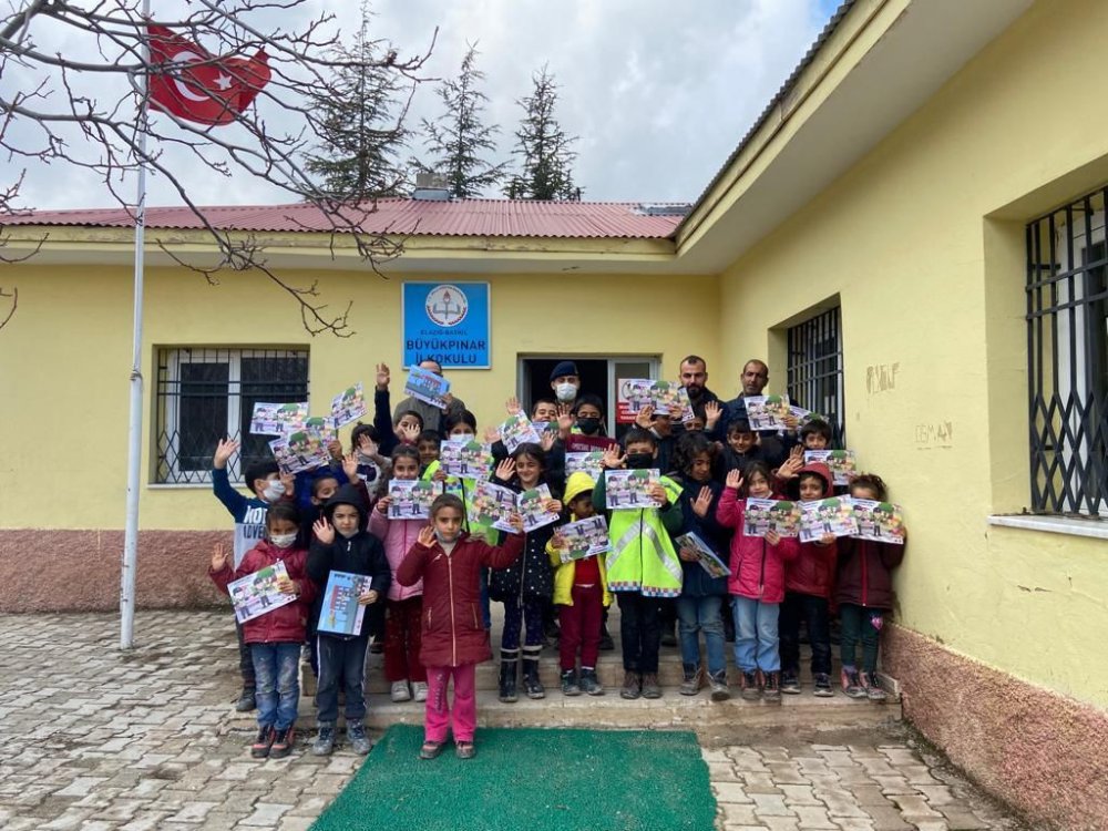 Jandarmadan çocuklara  trafik eğitimi