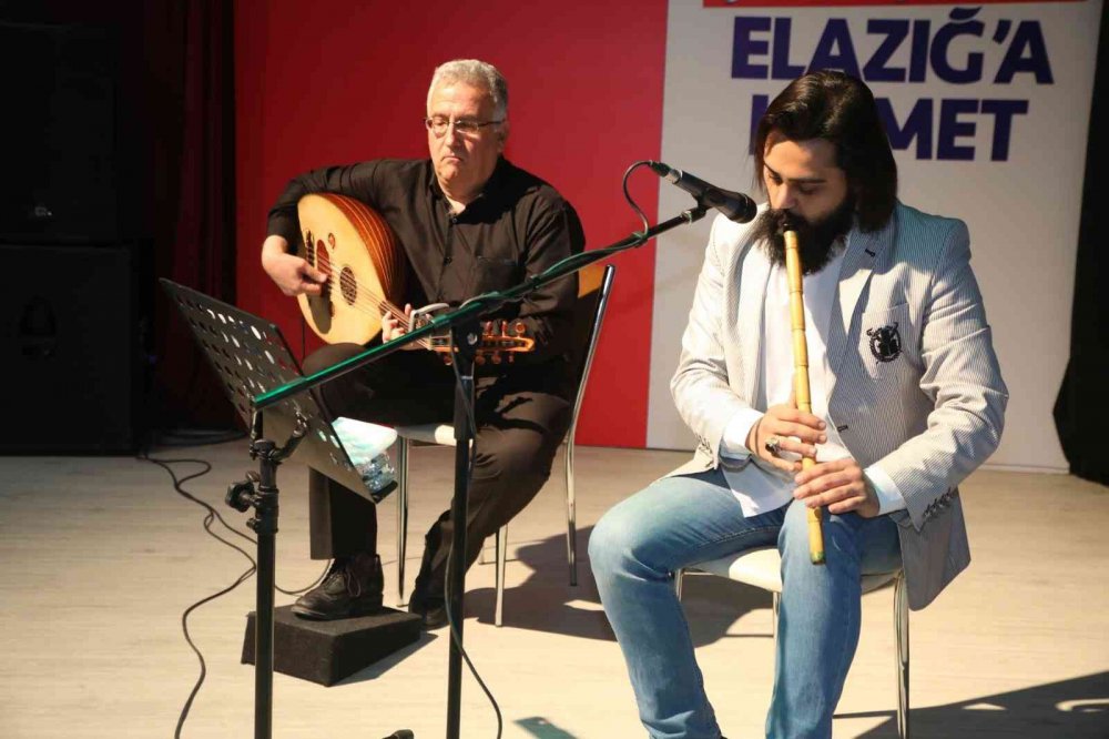 Yazarlık Atölyesi şairleri şiirlerini seslendirdi