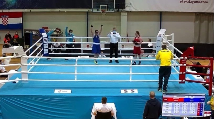 Elazığlı Gizem Özer, madalyayı garantiledi