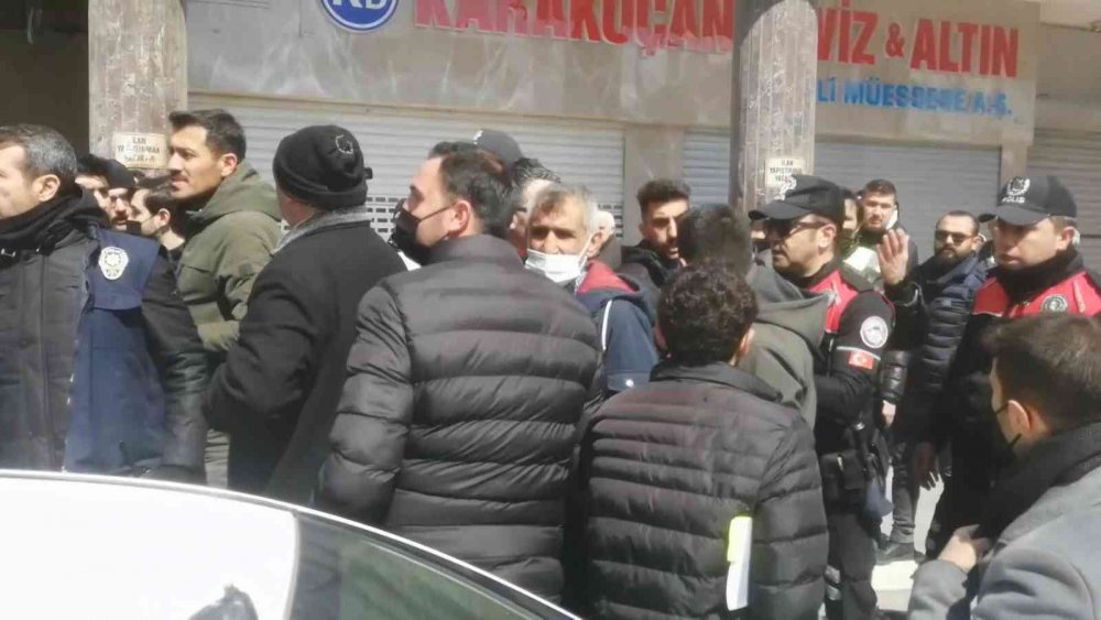 Elazığ’da Nevruz etkinliği sonrası gerginliği polis önledi