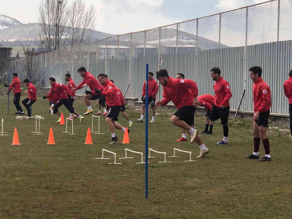 Elazığspor F. Erbaaspor’a bileniyor