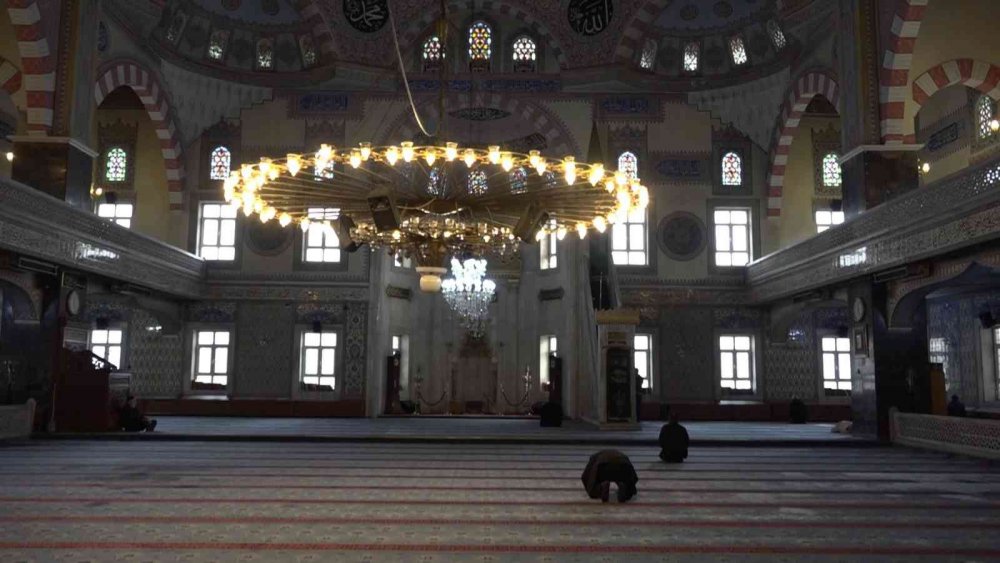 Türkiye’nin ilk asansörlü camisi Ramazan ayına hazır