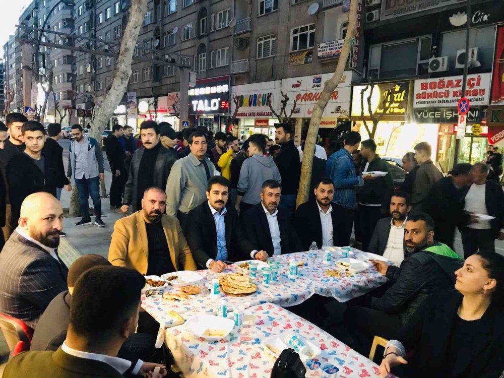 Merhum Alparslan Türkeş Elazığ’da anıldı