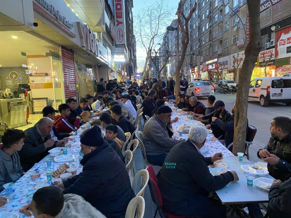 Merhum Alparslan Türkeş Elazığ’da anıldı