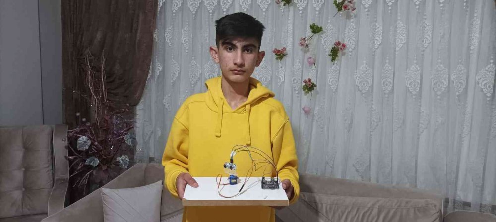Lise öğrencisi havada, karada ve su altında cisim tespiti yapabilen radar geliştirdi