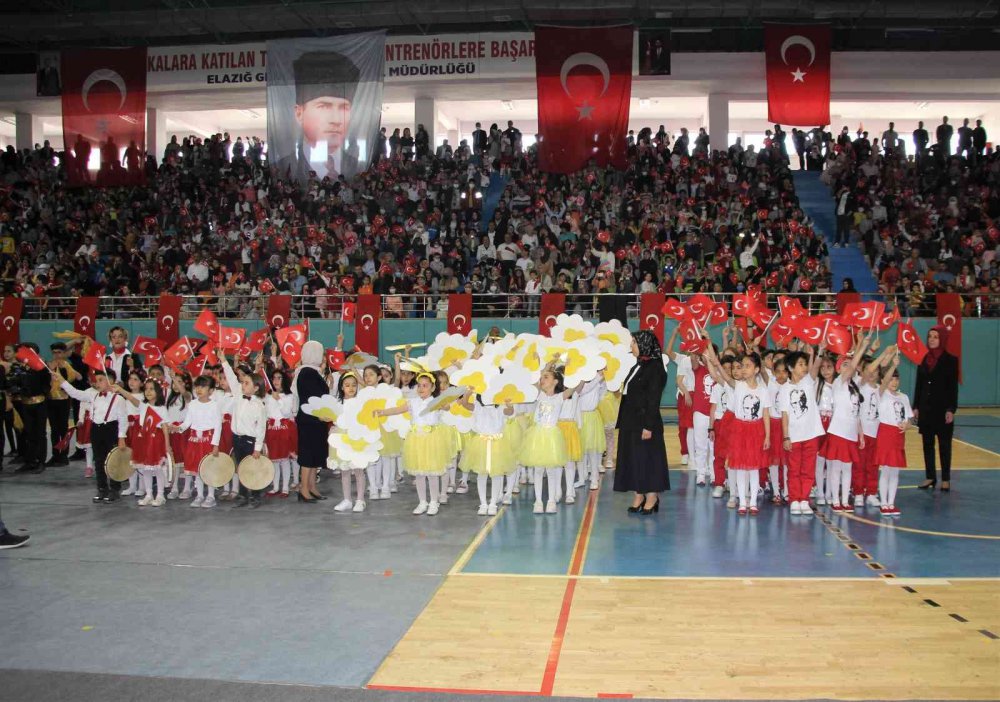 Şehrimizde 23 Nisan coşkuyla kutlandı