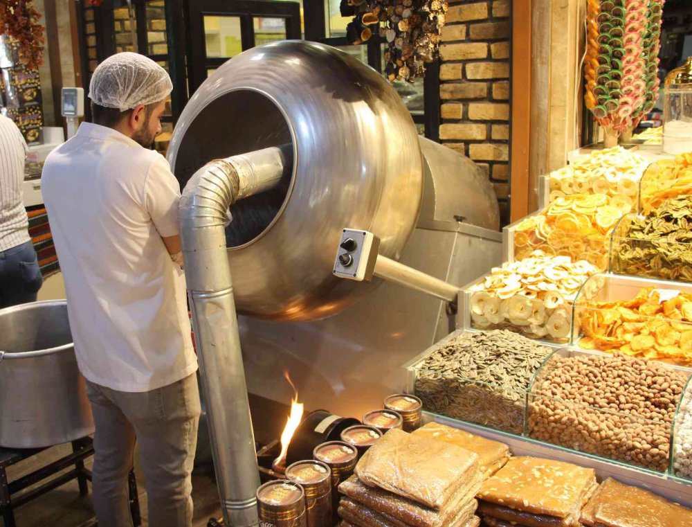 Kapalı Çarşı’da bayram yoğunluğu